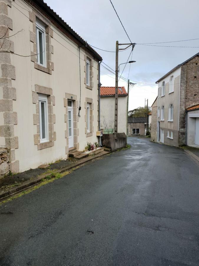 Gite La Belle Vallee Maison Independante 80M2 A 12 Min Du Puy Du Fou Treize-Vents Bagian luar foto